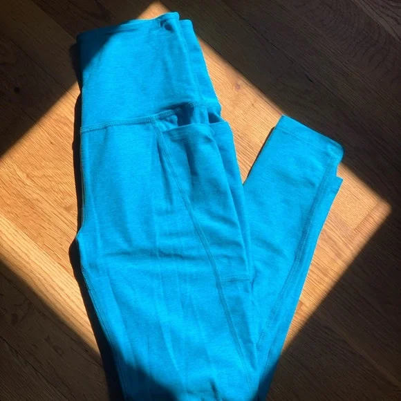 Beyond Yoga Leggings - Picture 1 of 3